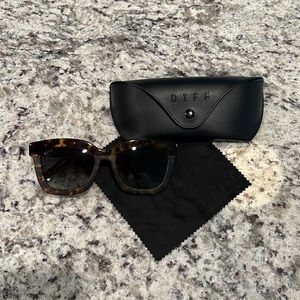 Diff Carson Sunglasses
